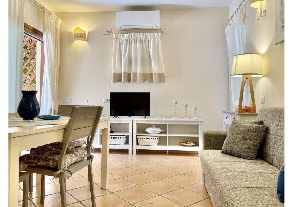 דירות פורטו אוטיאולו Le Residenze Sul Mare B6 מראה חיצוני תמונה